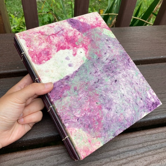NWT Vintage Handcrafted Nepalese Lokta Tree Paper Purple Green Cover Sketchbook - Picture 1 of 16